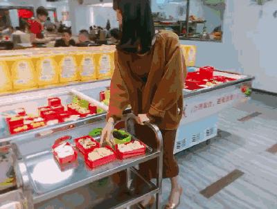 霸气！晋江这家店在火锅界已经拉仇恨了，锅底免费+3元开吃……