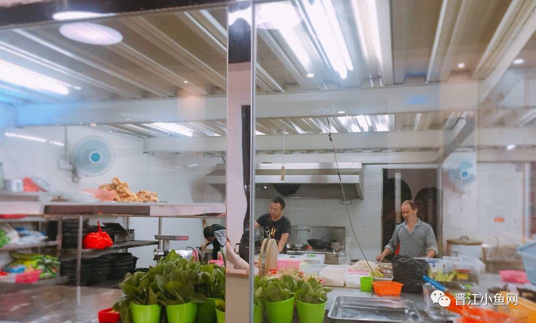 霸气！晋江这家店在火锅界已经拉仇恨了，锅底免费+3元开吃……