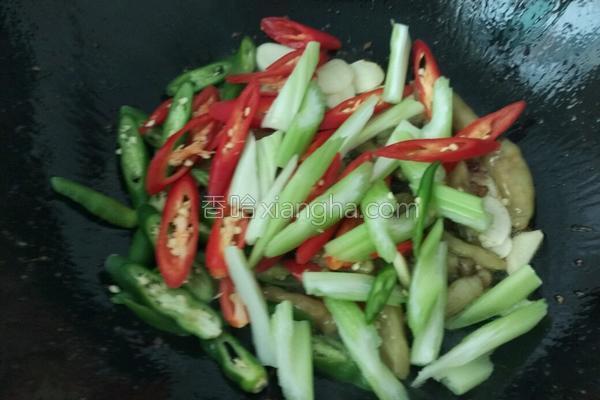 爆炒鸡胗湘菜,爆炒鸡胗的家常做法