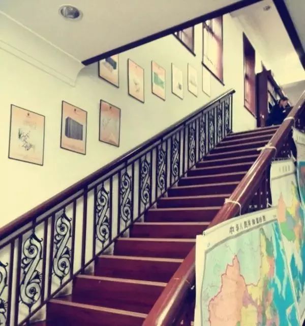 24小时、以旧换新……南京这8大特点书店，去了就不想离开