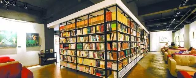 24小时、以旧换新……南京这8大特点书店，去了就不想离开