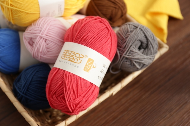 牛奶棉的线好不好,牛奶棉和羊毛线哪个好