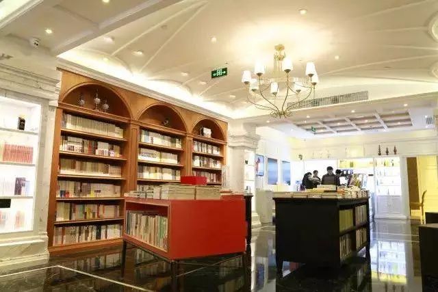 24小时、以旧换新……南京这8大特点书店，去了就不想离开