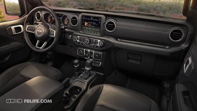 能越野的牧马人视频,能越野的吉普车