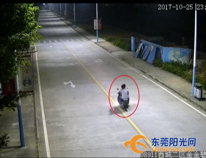 横沥一快递哥业余干了这份“兼职”结果……