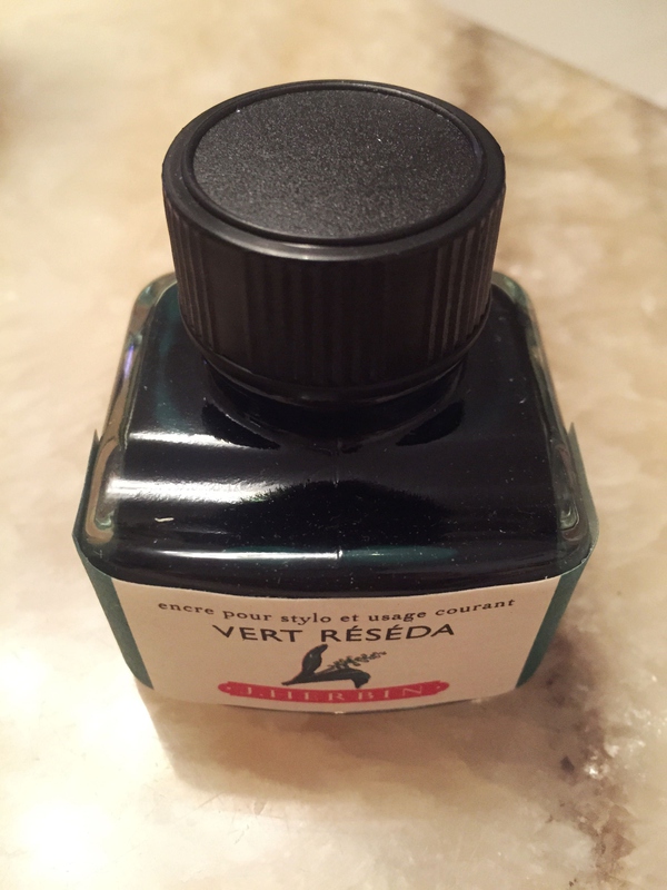 一支钢笔可以用不同颜色的墨水吗,钢笔用什么颜色的墨水才炫酷