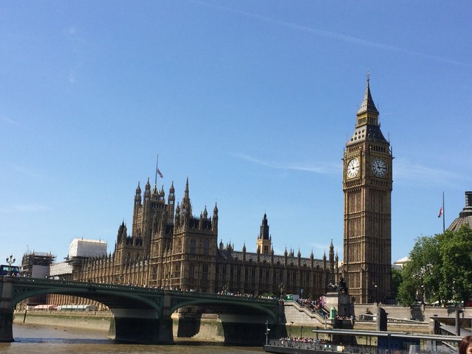 【已完结】英格兰苏格兰18日游记——美景、历史、足球、文化全体验（含挡风玻璃损坏以及车胎被扎处理经过）