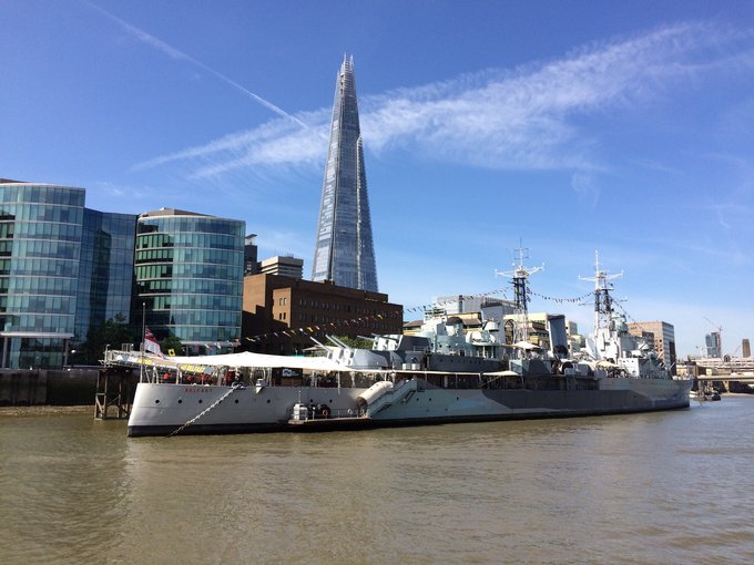 【已完结】英格兰苏格兰18日游记——美景、历史、足球、文化全体验（含挡风玻璃损坏以及车胎被扎处理经过）