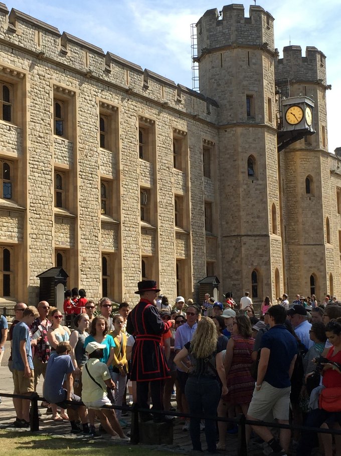 【已完结】英格兰苏格兰18日游记——美景、历史、足球、文化全体验（含挡风玻璃损坏以及车胎被扎处理经过）