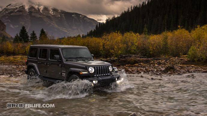 能越野的牧马人视频,能越野的吉普车