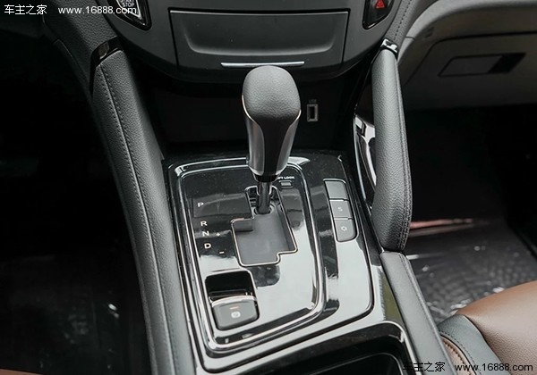 风神ax7售11万起7座,21款风神ax7自动智能版本最低价