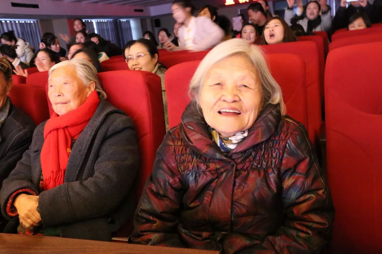 校园通讯｜教育走进新时代一起迈进新未来