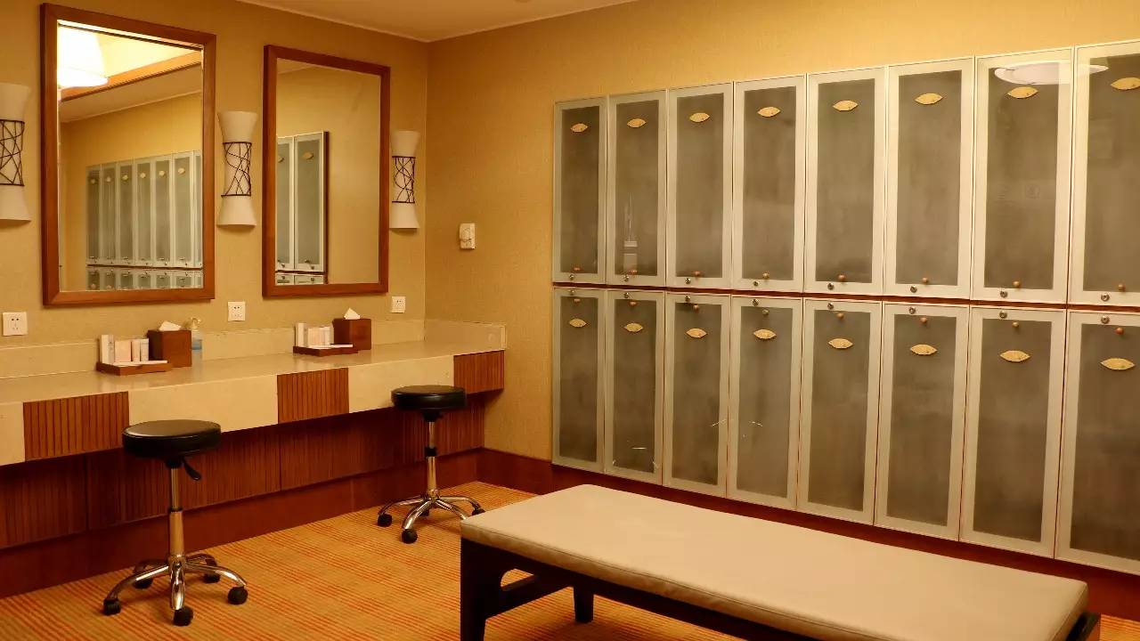 三亚万豪度假酒店攻略,三亚假日度假酒店攻略