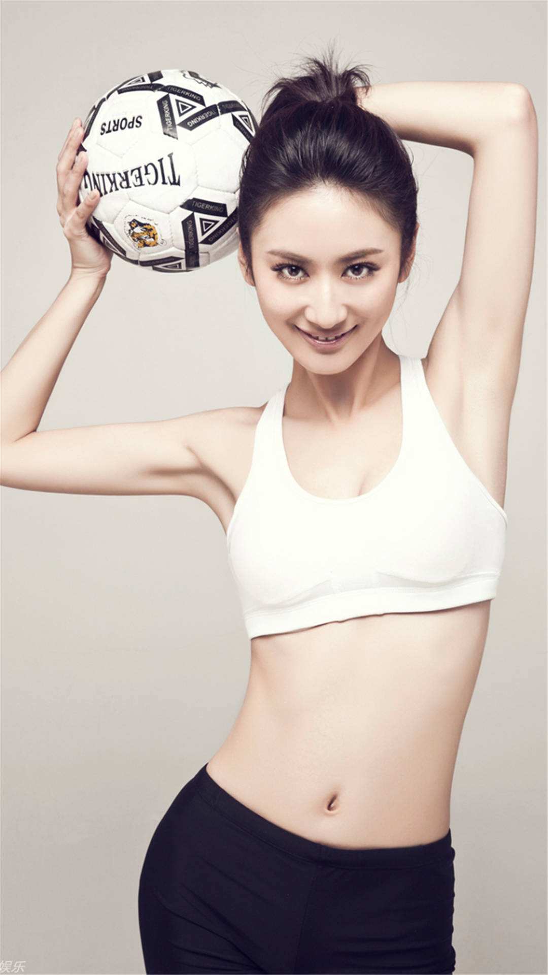 有关足球的壁纸,足球氛围感手机壁纸