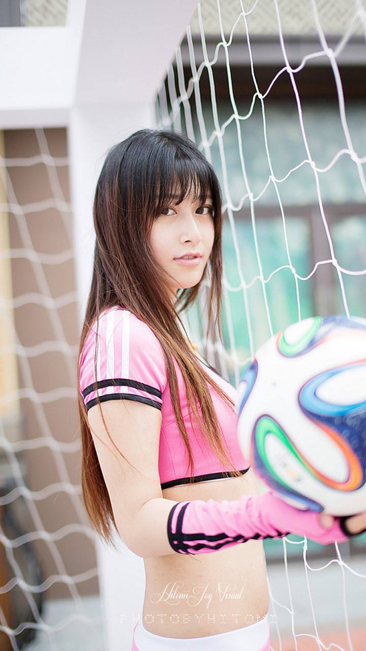 有关足球的壁纸,足球氛围感手机壁纸