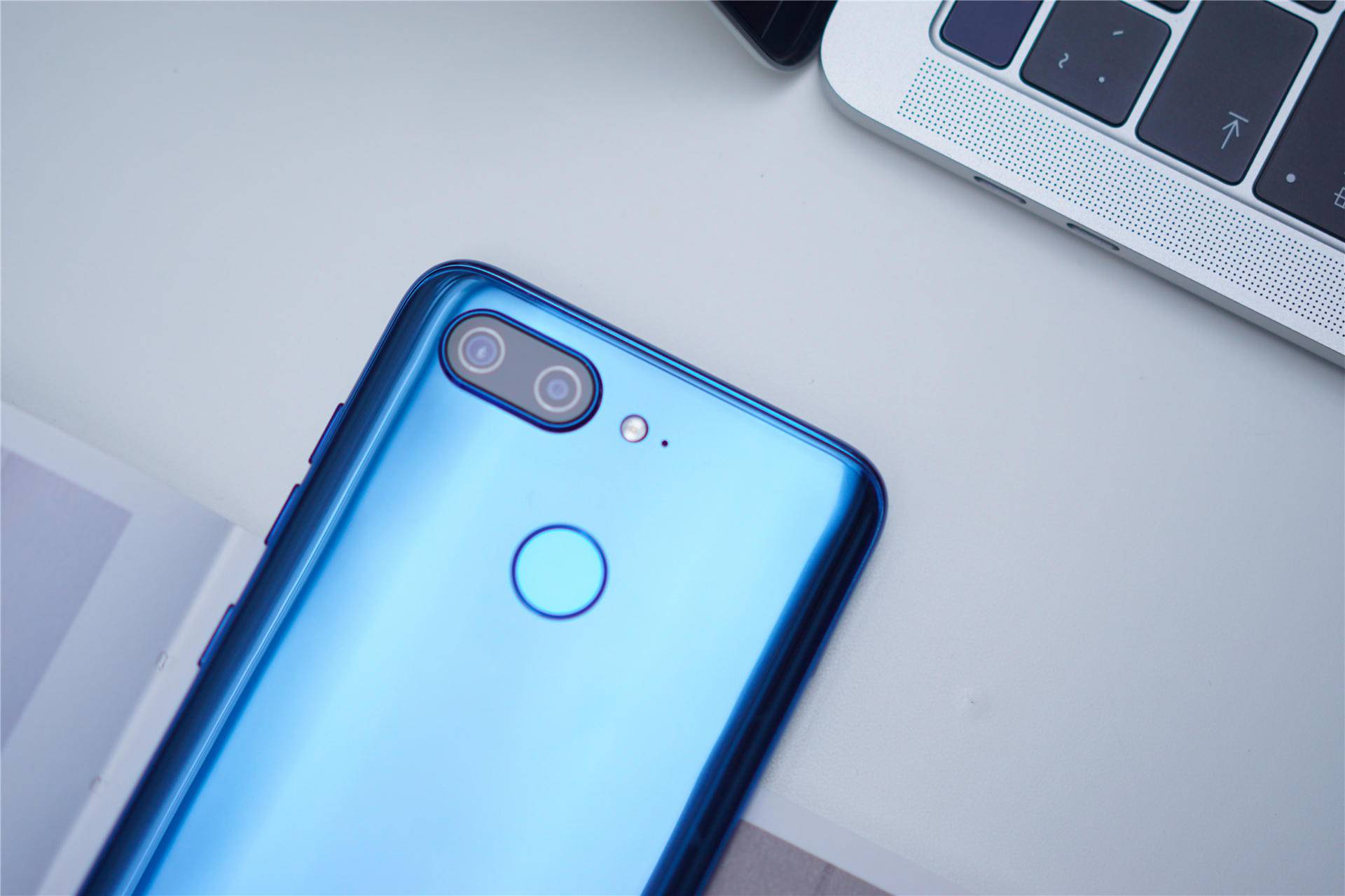 金立s11是全面屏手机吗,金立s11全面屏评测