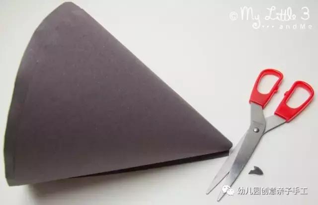 幼儿园元旦手工制作：鞭炮灯笼卡纸舞龙等，8个教程“年味”十足