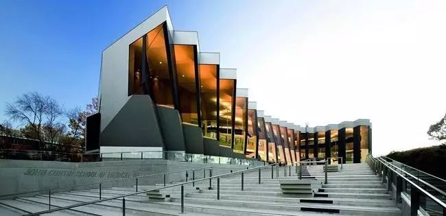 不想参加高考还想击败99%考生上世界名校？预科何以成为留学圈热潮