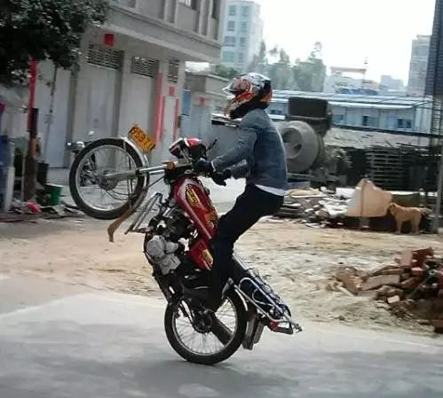 摩托车刹车深度解读,摩托车如何正确使用刹车深度解析