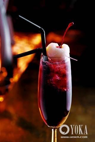 一杯敬过往何以消愁,喝什么酒最容易消愁