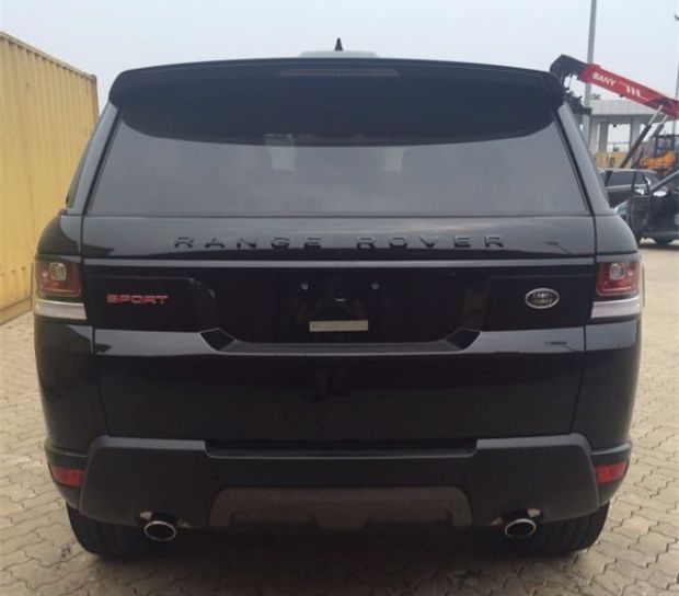 揽胜标轴和揽运后排空间,揽胜运动版phev和揽运