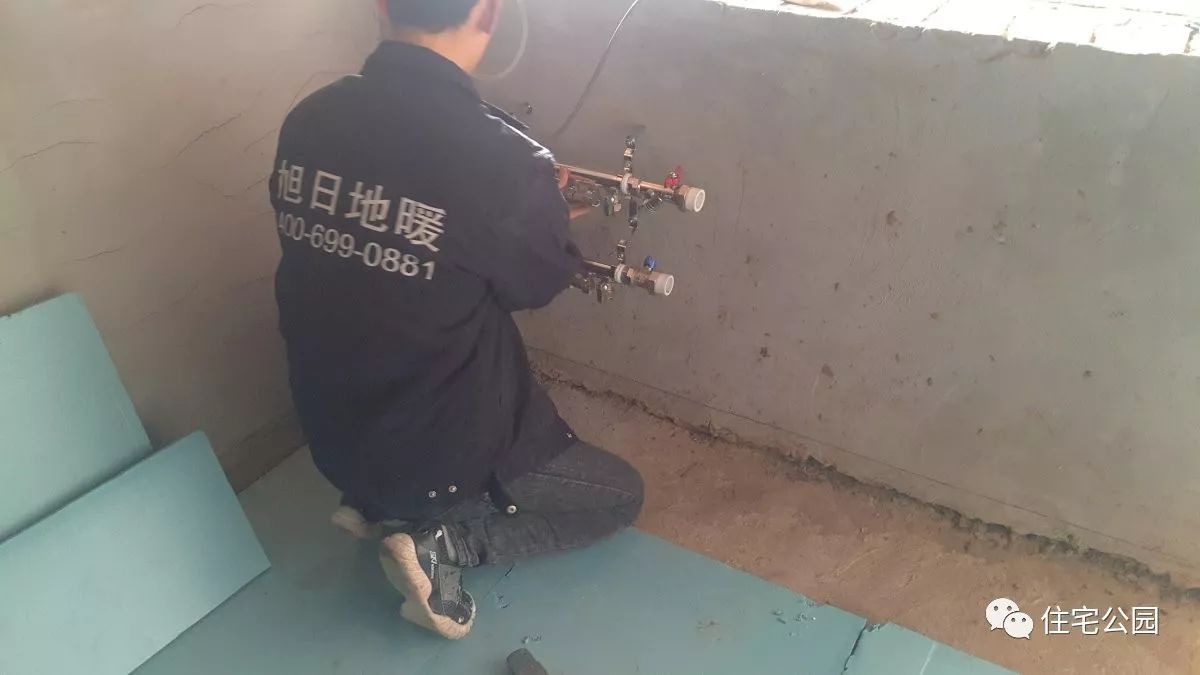 自建房用地暖还是暖气片更好,农村盖房用地暖好还是暖气片好