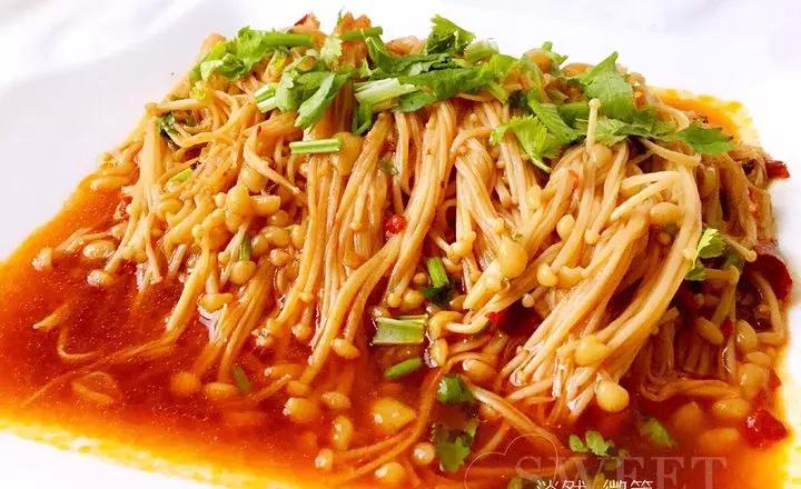 超美味又简单的蒜泥金针菇,做个好吃的爆辣金针菇