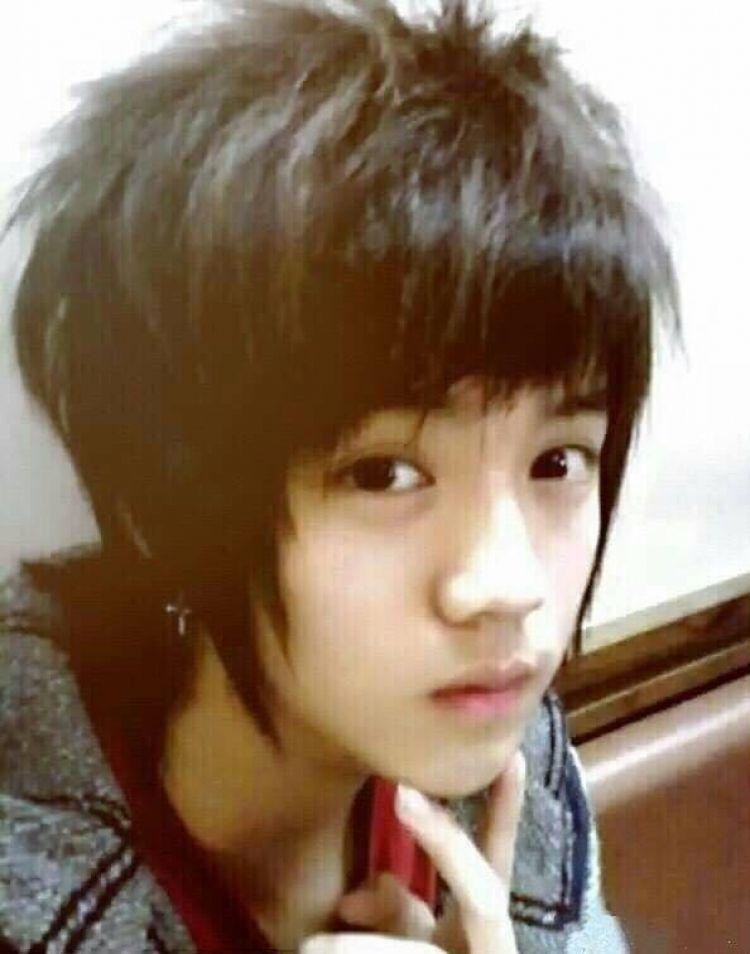 明星非主流时期照片，杨幂清纯娜扎惊艳鹿晗清秀