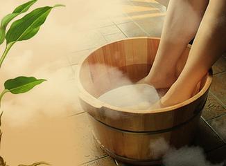 鑰佷汉闀挎湡鑴氬啺鍑夋场鑴氬彲浠ユ敼鍠勫悧,鑰佷汉涓鍚庤剼鏃犲姏娉¤剼鏈夋晥鏋滃悧