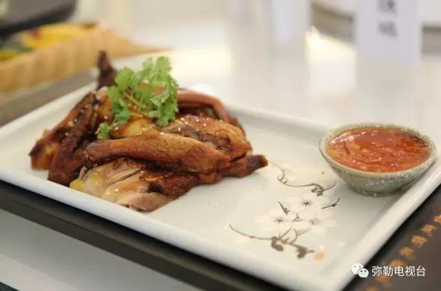 弥勒市旅游必去景点弥勒特点美食,云南弥勒美食百年老店