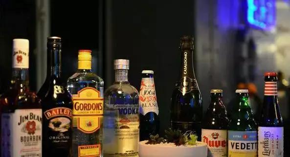 武汉威廉古堡轰趴馆,武汉轰趴