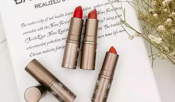 泰国化妆品购物必买清单,泰国最新购物必买清单攻略