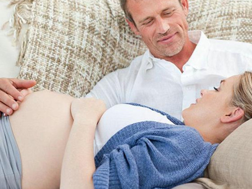 孕30周孕妇肚子有多大,怀孕30周的肚子有多大正常