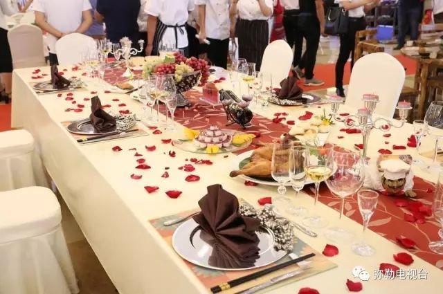 弥勒市旅游必去景点弥勒特点美食,云南弥勒美食百年老店