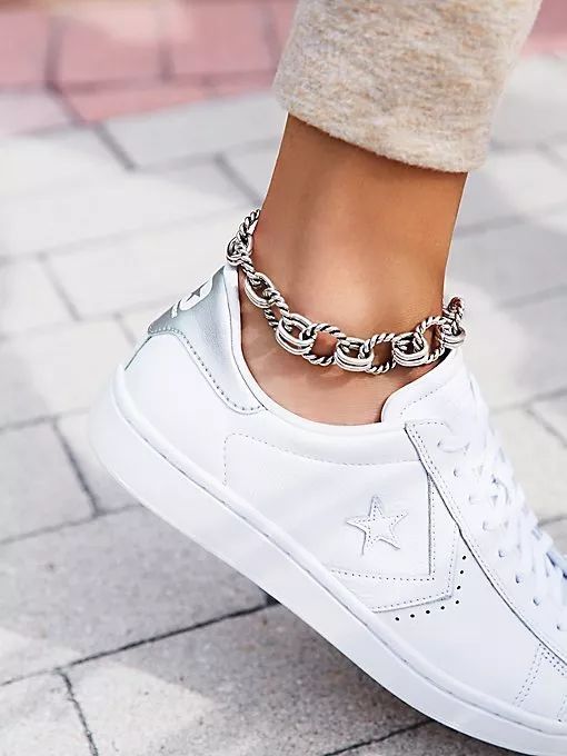 时与饰｜拴住今生，系住来世——十二月首饰：足饰