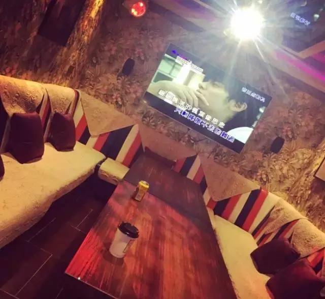 武汉威廉古堡轰趴馆,武汉轰趴