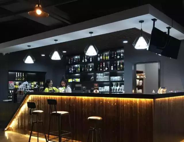 武汉威廉古堡轰趴馆,武汉轰趴