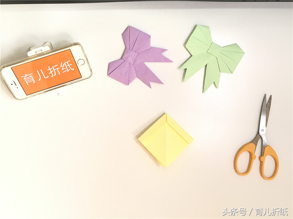 如何折纸迷你带蝴蝶结的高跟鞋,可以戴在头上的折纸蝴蝶结怎么做