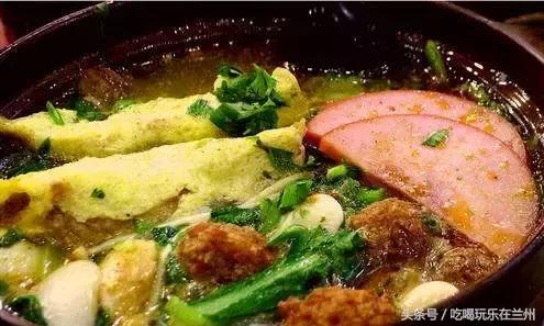 天冷了做一碗砂锅暖心又暖胃,小砂锅既暖心又暖胃