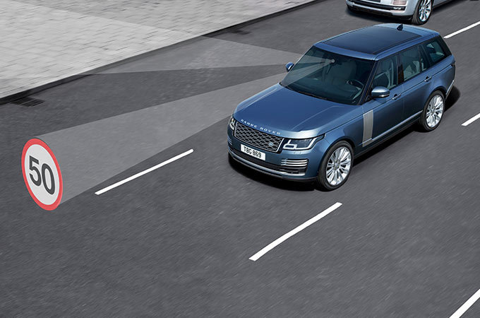 2023款揽胜创世加长版抬头显示,2018款路虎揽胜运动改装抬头显示