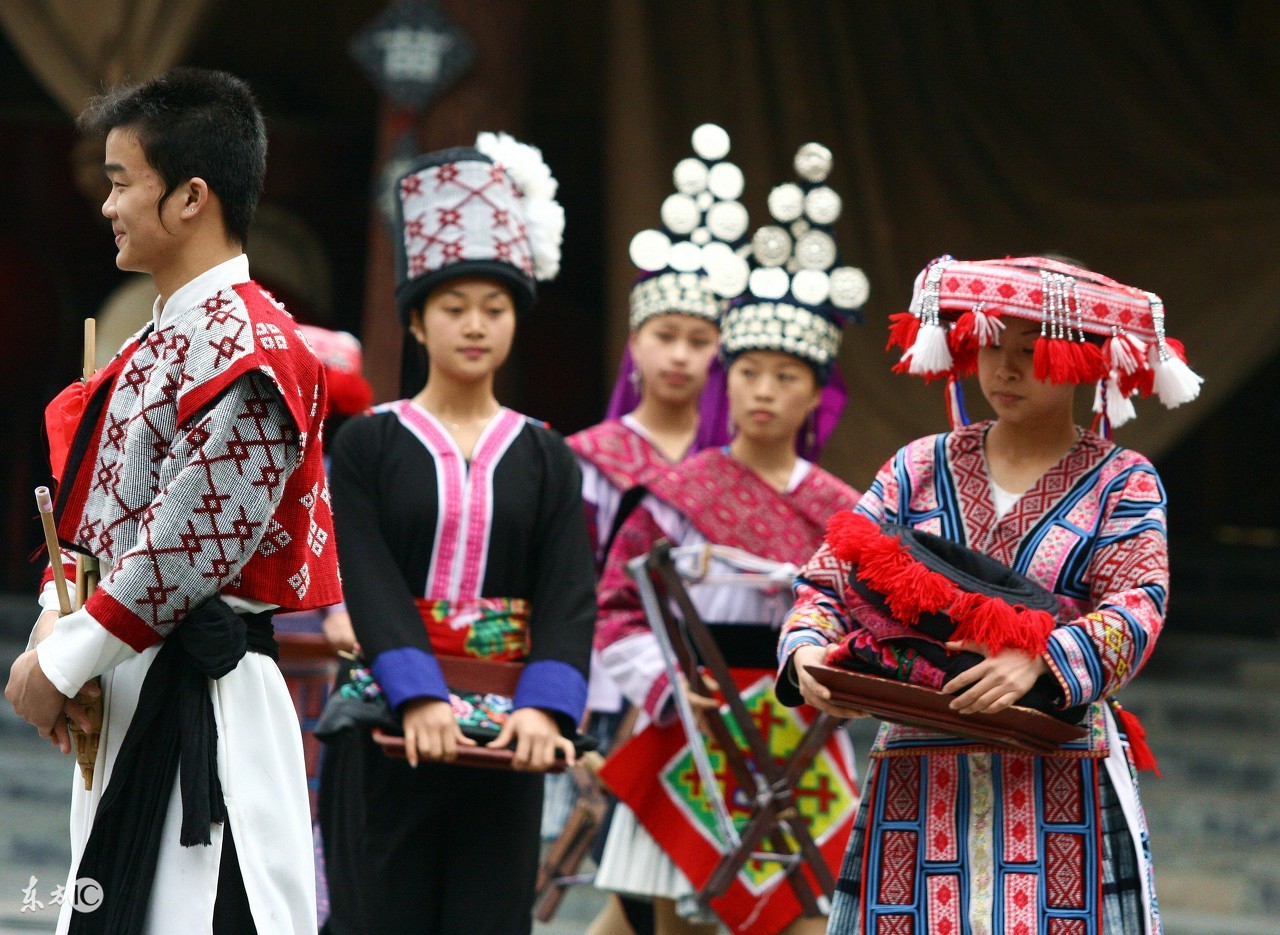 湖南湘西土家族苗族民歌,湖南土家族苗族自治州在哪里