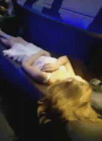 真人版吃鸡是真的秀啊,还有人玩真人版的吃鸡吗