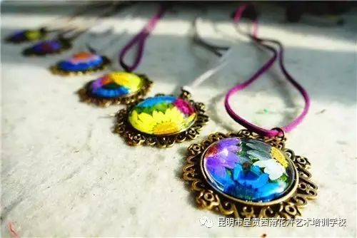 手工腊梅花蜡烛教程,植物压花蜡烛diy沙龙活动