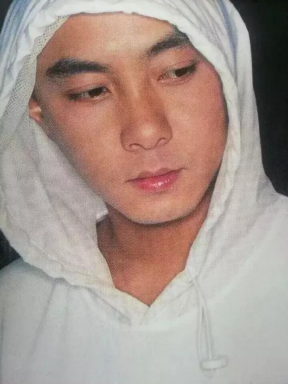 张卫健事业经历,张卫健被演戏耽误的歌手