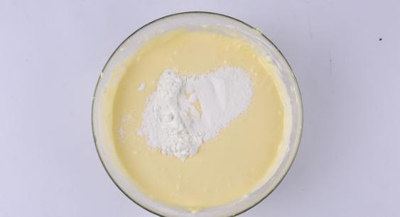 她，不高调，小清新的外表，不厚重，柔软顺滑的口感