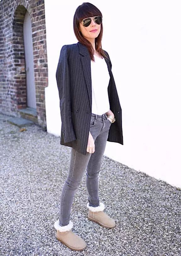 ugg穿搭很潮却很土,谁说穿oversize的就没有好身材