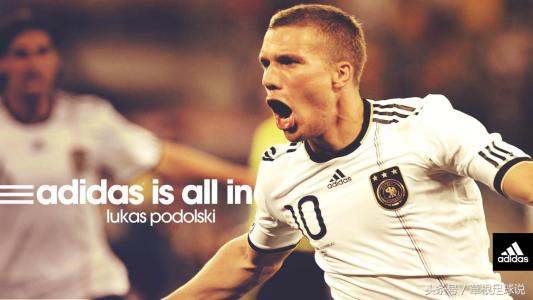 超好看的足球壁纸,超清晰的足球壁纸