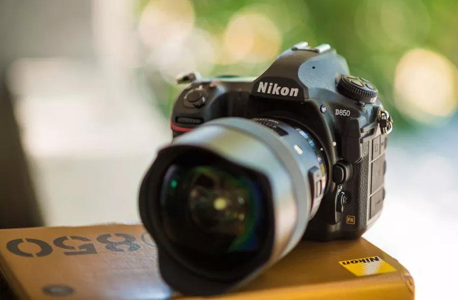 尼康d810和d750二手价格相差1000,尼康d500和d800哪个好