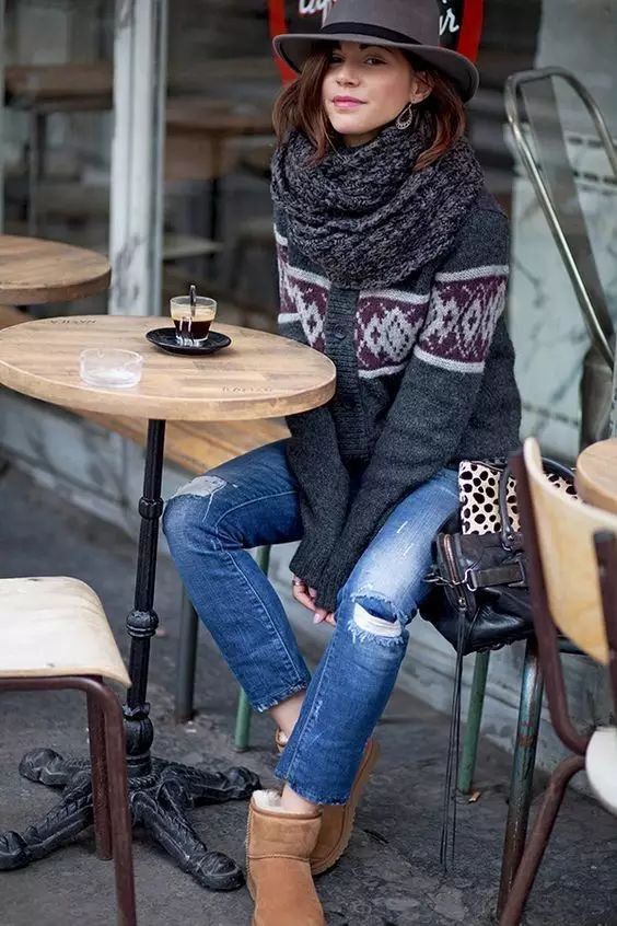 ugg穿搭很潮却很土,谁说穿oversize的就没有好身材