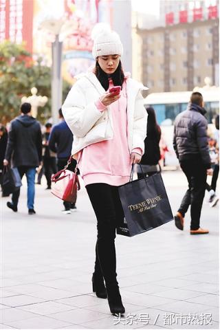 时装修身红色面包服,洋气时髦面包服